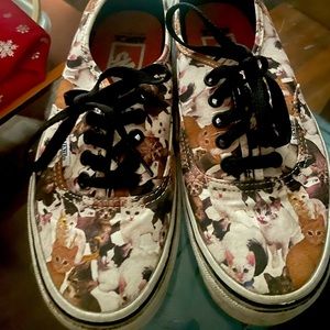 Cat vans